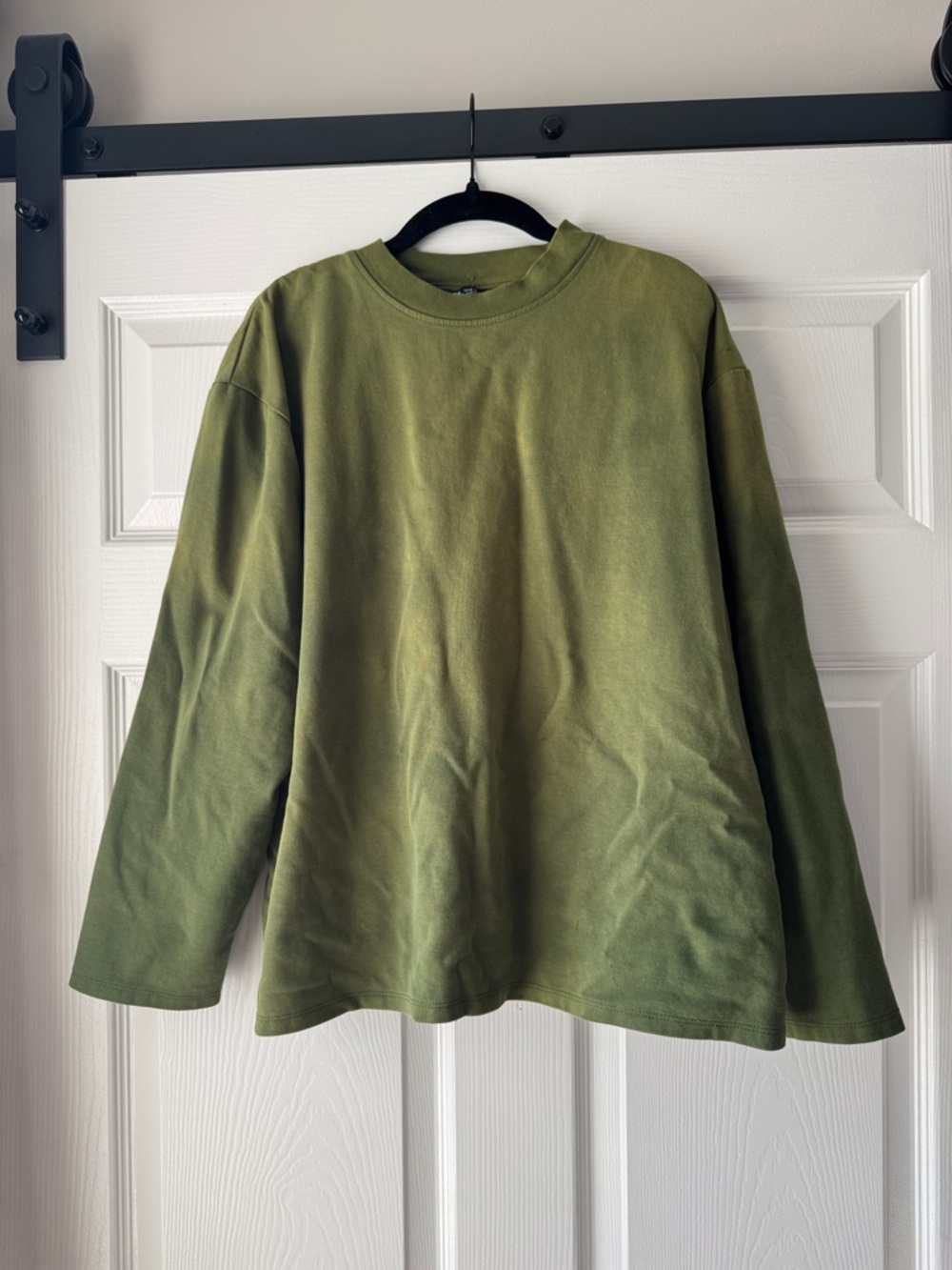 Zara | Olive Green Long Sleeve Crewneck Sweatshirt